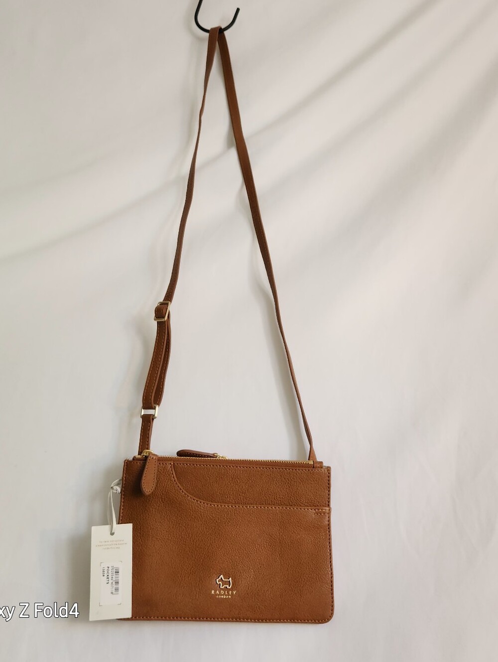 RADLEY LONDON Tan Leather Crossbody Bag with Gold Hardware - Picture 2 of 11